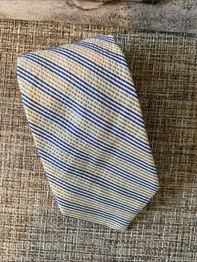 Brooks Brothers Makers Silk Nylon Seersucker Striped Tan White Blue Mens Necktie